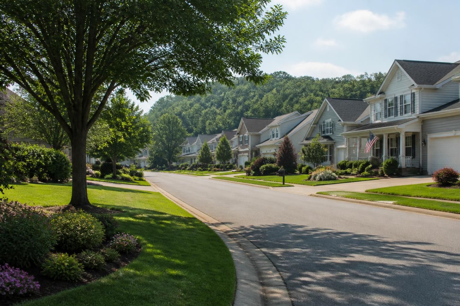 Quiet suburban homes with mature landscaping in Oak Ridge